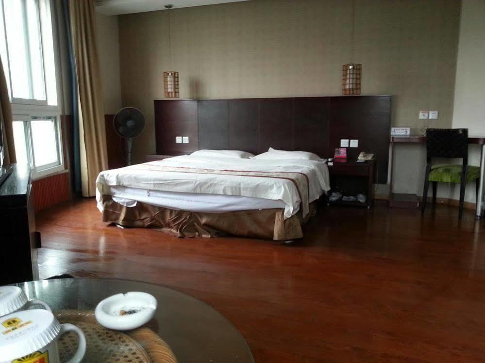 Super 8 Wenzhou Xingrong Hotel Exterior foto